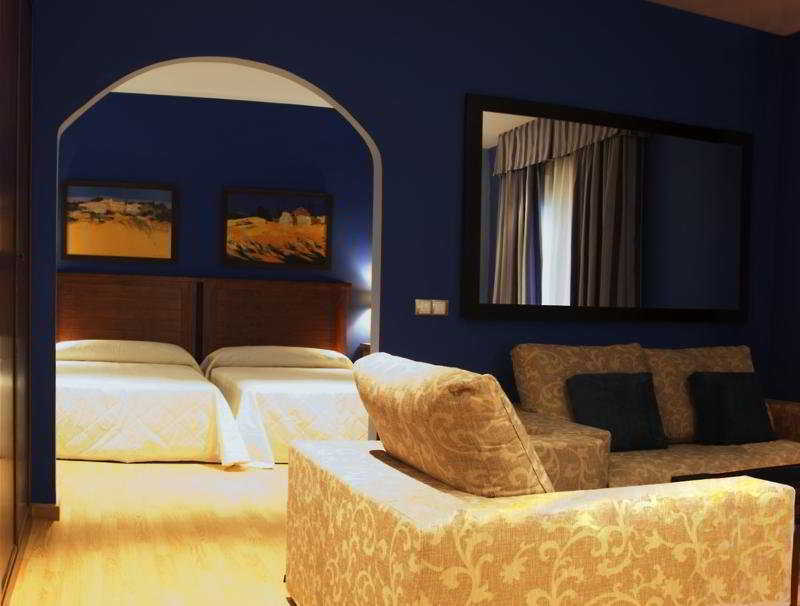Ciudad Del Renacimiento Hotel Baeza Værelse billede