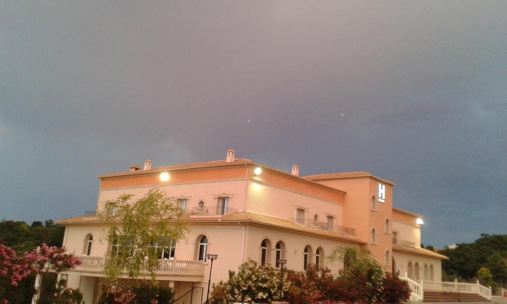 Ciudad Del Renacimiento Hotel Baeza Eksteriør billede